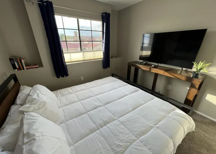 Vakantiehuis Private - Billiards, Mountain Views, Private Desert Access, Hoa Pool & Spa, Bbq, At Lambert Park - Bourbondale Tucson