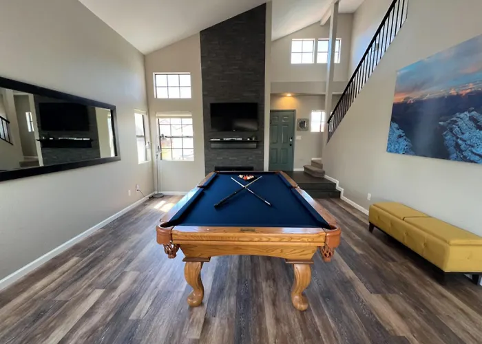 Vakantiehuis Private - Billiards, Mountain Views, Private Desert Access, Hoa Pool & Spa, Bbq, At Lambert Park - Bourbondale *