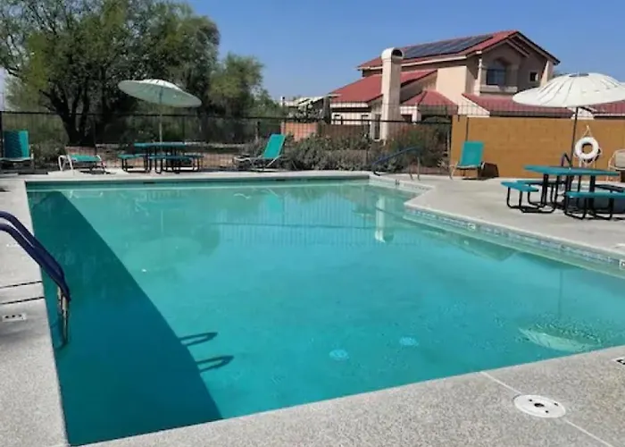 Private - Billiards, Mountain Views, Private Desert Access, Hoa Pool & Spa, Bbq, At Lambert Park - Bourbondale Vakantiehuis Tucson